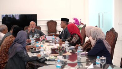 Sahuti Pengakuan Presiden, KKR Laporkan Ribuan Kasus Pelanggaran HAM kepada Wali Nanggroe