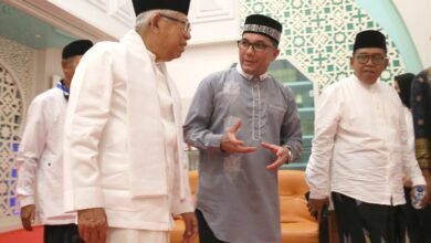 Bakri Siddiq Sambut Kedatangan Wapres RI di Masjid Raya Baiturrahman