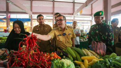 Didampingi Wakapolresta, Bakri Siddiq Cek Stok dan Harga Kebutuhan Pokok di Banda Aceh