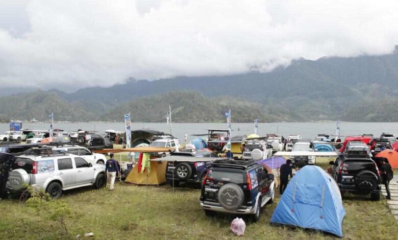 Member FEVCI Kagumi Pesona Danau Luat Tawar