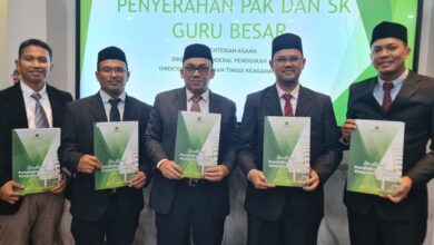 Penyerahan PAK dan Surat Keputusan tersebut dilaksanakan di Operation Room Lt.2 Kementerian Agama, Jalan Lapangan Banteng Barat Nomor 3-4 Jakarta Pusat, Kamis (21/9/2023).