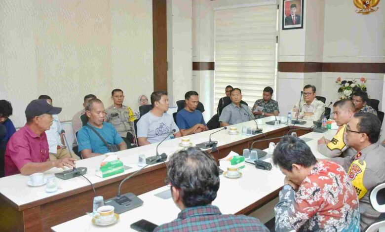 Warga Kuta Barat Desak UNHCR Segera Pindahkan Rohingya Keluar dari Sabang