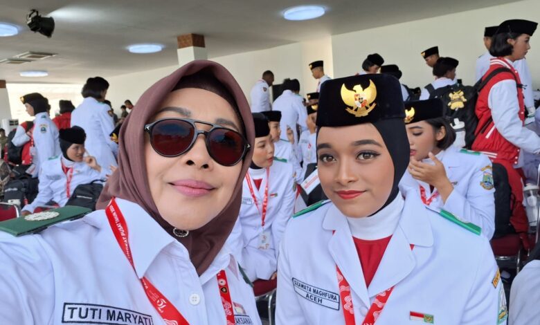 Sempat Dilarang, Paskibraka asal Aceh Akhirnya Diizinkan Kenakan Jilbab