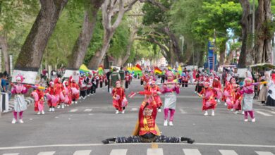 Pakaian Adat Jadi Ikon Karnaval Budaya HUT ke-79 RI di Sabang