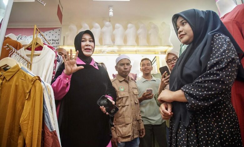 Illiza Prioritaskan Penataan Pasar dan Penerapan Zonasi PKL yang Jelas