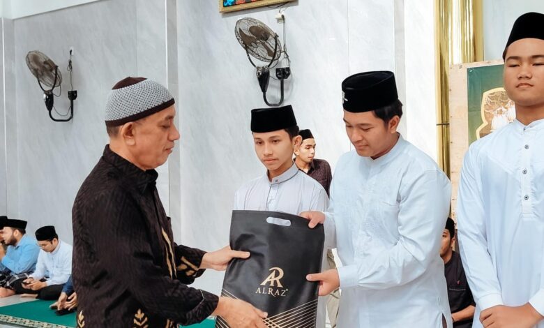 Ramadhan Qur’anic Camp VIII Dayah IQ Berakhir, 16 Santri Khatam Hafal 30 Juz