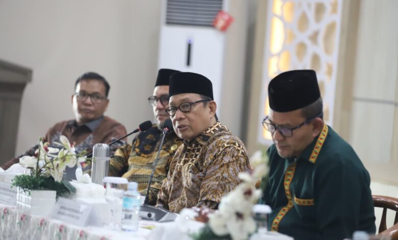Stafsus Menag Ajak Kemenag Aceh Bangun Budaya Keterbukaan Informasi