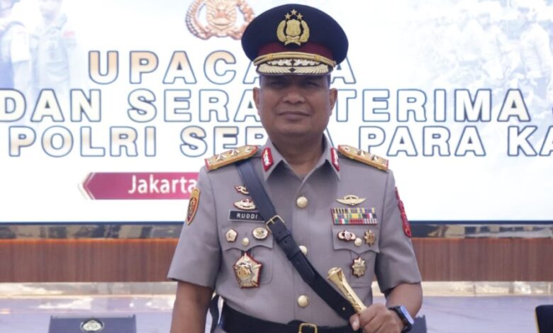 Kapolri Lantik Irjen Ruddi Setiawan sebagai Kapolda Aceh