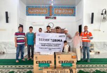 Solusi Bangun Andalas Salurkan Bantuan Perlengkapan Ibadah ke 5 Masjid di Aceh