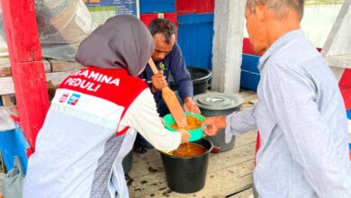 Limbah Buah Pasar Disulap Jadi Probiotik Udang, Inovasi Pertamina Pertama di Lhokseumawe