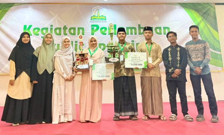 Dua Santri Dayah Insan Qurani Raih Juara II Public Speaking