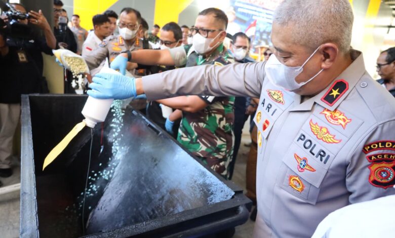 Polda Aceh Musnahkan 2.538 Pcs Cartridge Vape Mengandung Etomidate