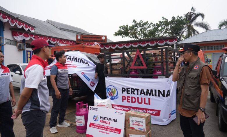 Pertamina Patra Niaga Kembali Salurkan Bantuan untuk Korban Banjir Padang